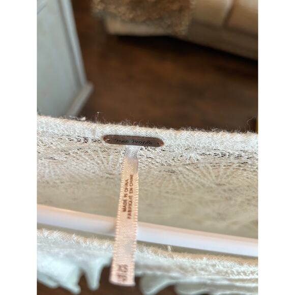 Free People off-white pullover long sleeve top ethereal ballet core,cottage core - Picture 4 of 6